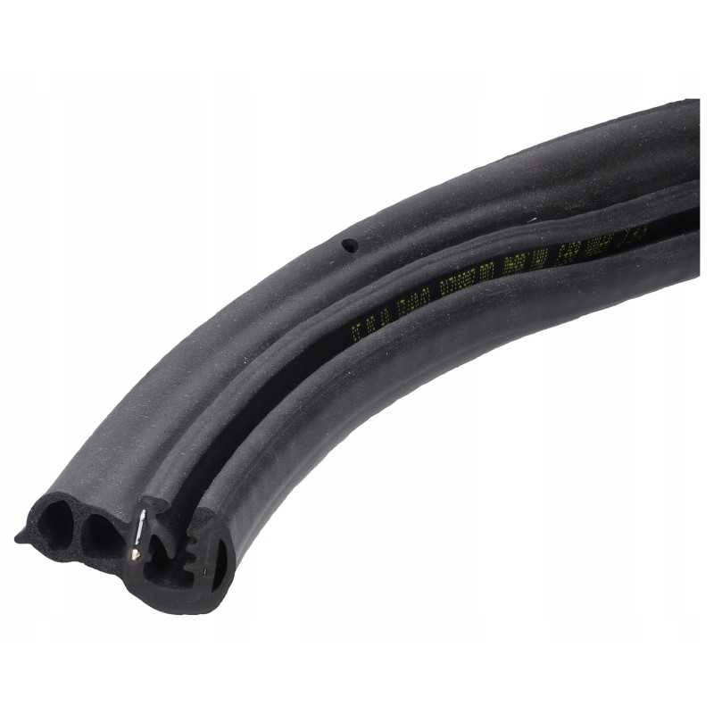 Sustiprintas guminis tarpiklis traktoriaus lango kraštui