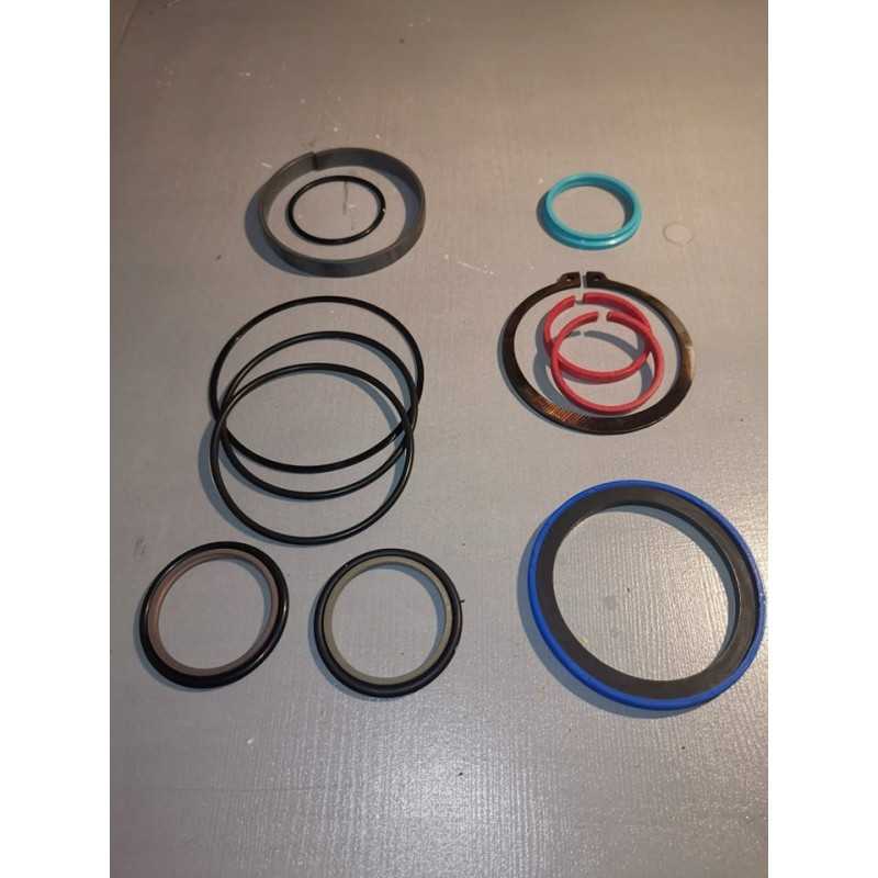 Fendt 40 80 vairo cilindro remonto komplektas