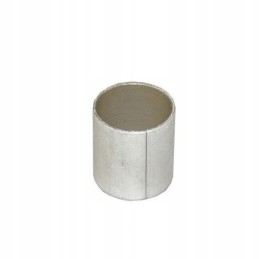 Priekinės ašies kaiščio įvorė yra spyruoklinė