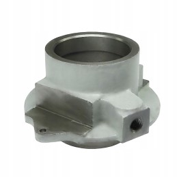 Sankabos atleidimo įvorė, skirta 6 cilindrų Ursus C 385