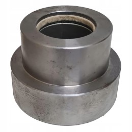 Zetor 55113679 vairo kaiščio įvorė, pilna