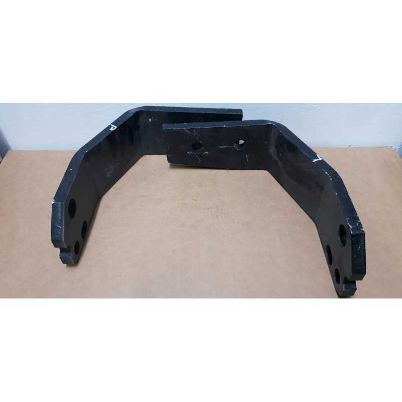 Ranka tik sustiprinta, kairė ir dešinė Pronar 320