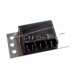 Kintamosios srovės generatoriaus įtampos reguliatorius jawa ursus c 385 z