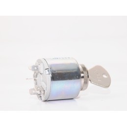 Tas pats korpusas 4 padėčių uždegimo jungiklis