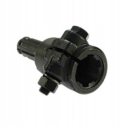 Reduktoriaus kardaninio veleno adapteris varžtui 1 3 8 6