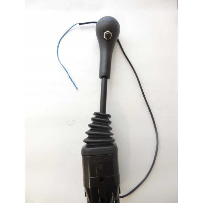 Sustiprinta vairasvirtė itališko aurochų krautuvo šakėms