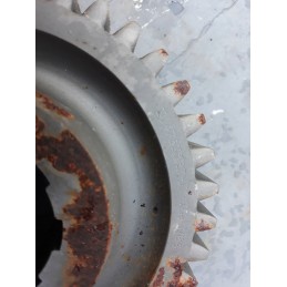 Pavarų dėžės krumpliaračio korpusas 1055