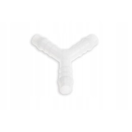 V31761600 agco plastikinis trišakis