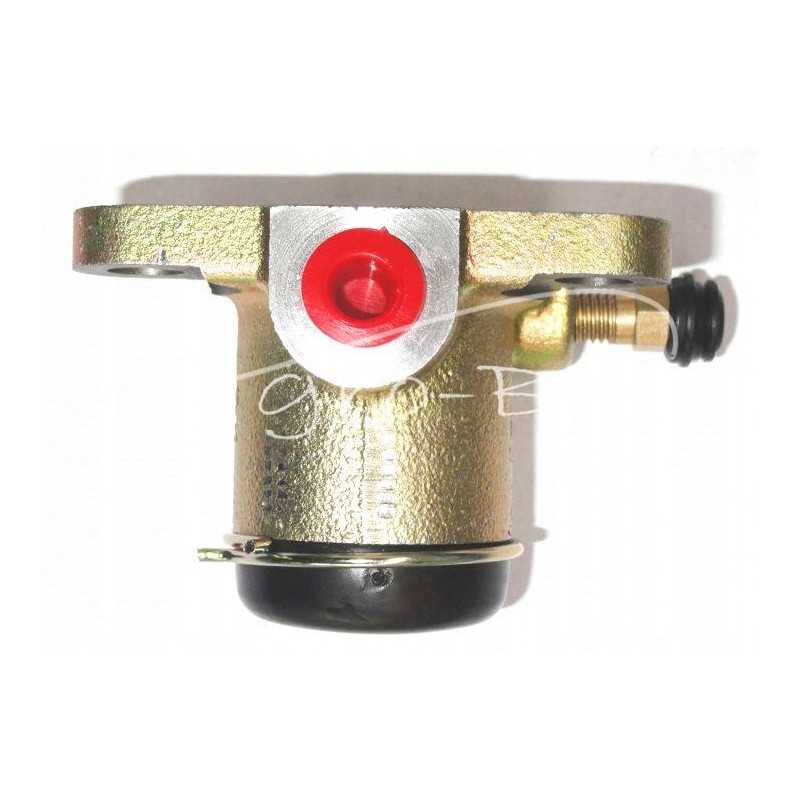 Stabdžių cilindras, poslinkis į kairę