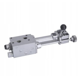 Ursus C 330 hidrotorinio keltuvo skirstytuvas