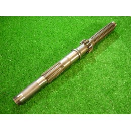 Claas pavarų dėžės velenas Mercator 631617 storis f