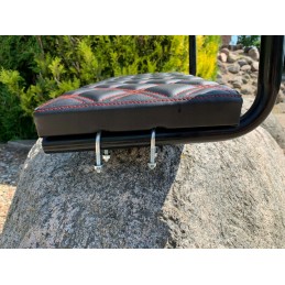 Pagalbinė keleivio sėdynė traktoriaus traktoriui