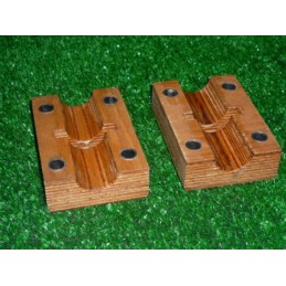 Medinė įvorė claas 618083 kratytuvams