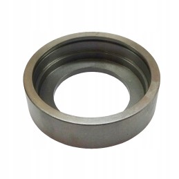 Sankabos guolio korpusas yra seno tipo Ursus C 328 C 3