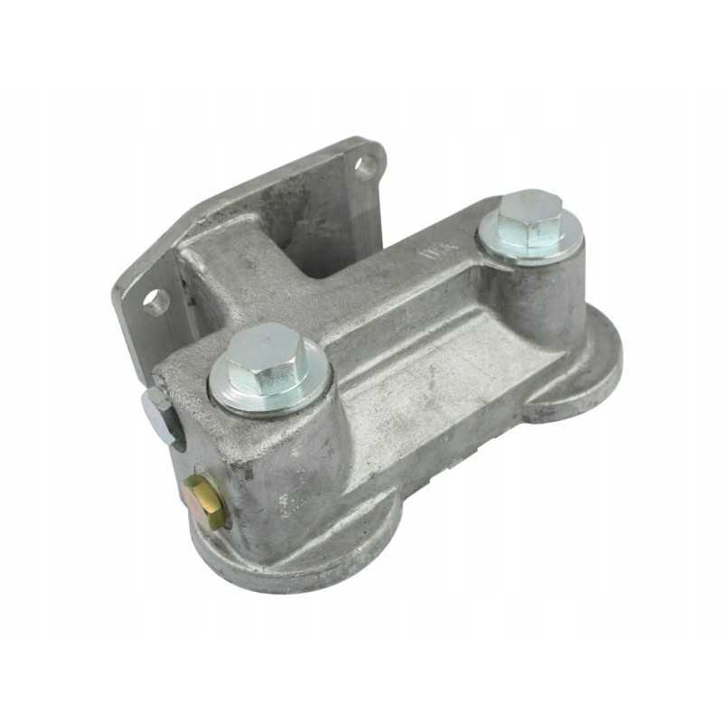 Variklio alyvos filtro korpusas 6 cil. C 385 64900300