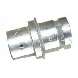 Tarpinė rato ašis c 330 kondensatorius