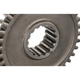 Ratas ir IV bei atbulinė pavara su 36 Ursus C 330m