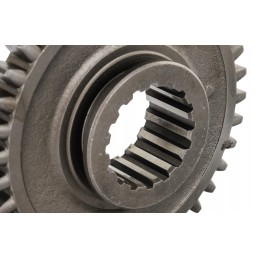 Ratas ir IV bei atbulinė pavara su 36 Ursus C 330m