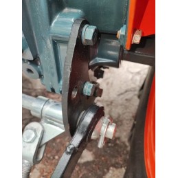 Kubota B pakabos tvirtinimo kronšteinas