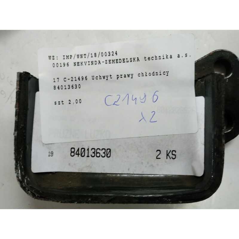 Dešinioji vandens aušintuvo lova Ursus 380 84013630