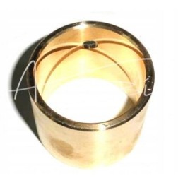 C 330 dešiniojo keltuvo korpuso įvorė c 330 pl turi