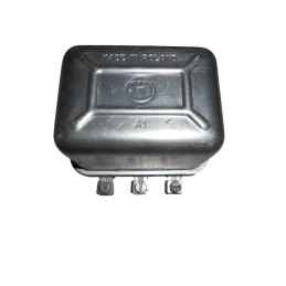 Įtampos reguliatorius rg15c 12 5 a 12 vc 330 ursus