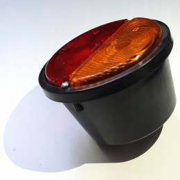 Kairysis galinis žibintas c 330 plastikinis