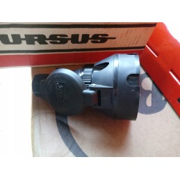7 polių plastikinis lizdas 54170101 tik tunas