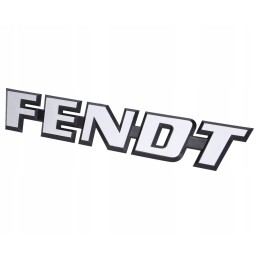 Emblemos ženklas ant Fendt traktoriaus priekinių grotelių