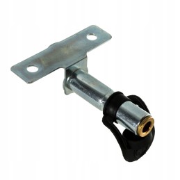 Blykstės pritvirtinimas prie šono granitiniu kaiščiu