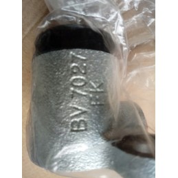 Stabdžių cilindras kairysis zetor 16227019 16227919 bv