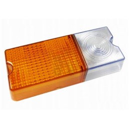 Priekinės lempos gaubtas yra čekiškas Zetor