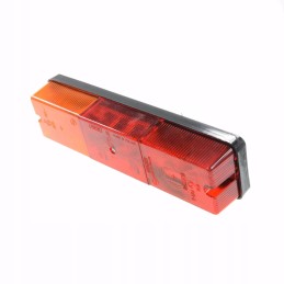 Kairysis galinis kombinuotas žibintas buvo 1400680400