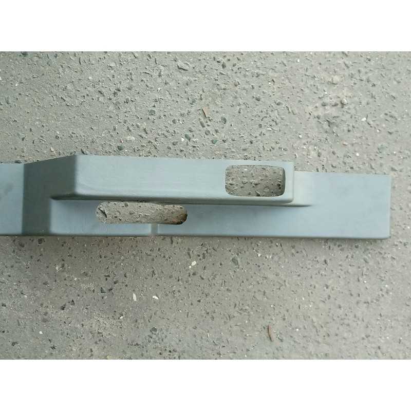 Kairysis plastikinis stabdžių skydelis ursus m 87 64012543