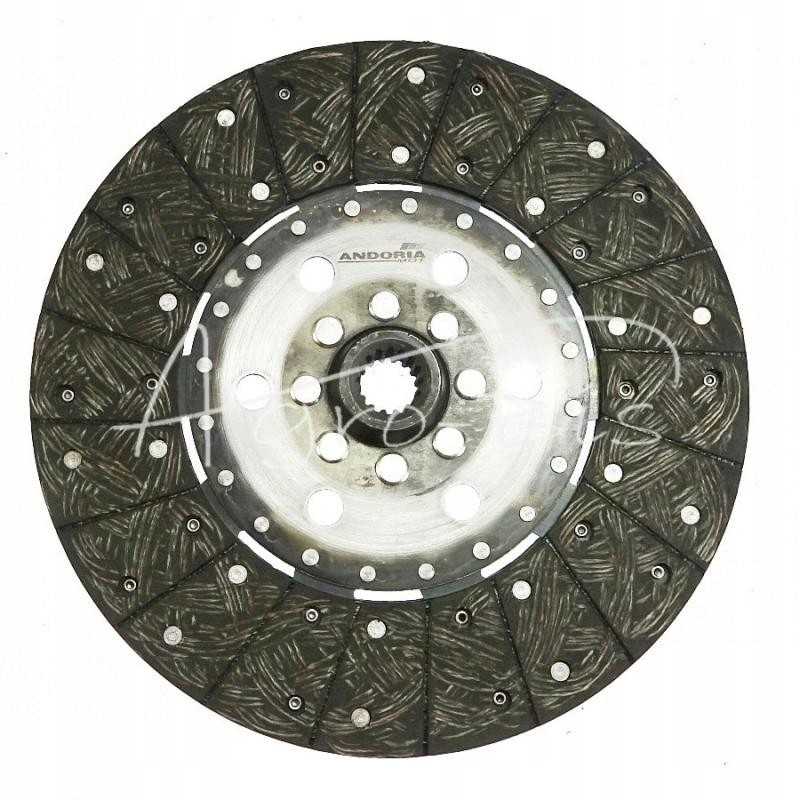 Sankabos diskas traktoriaus pavarai ir pakopai C 330 pr