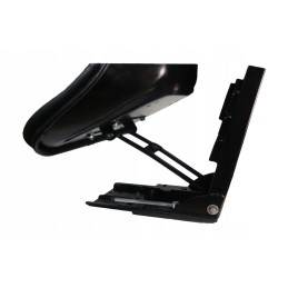 Kaušinė traktoriaus sėdynė