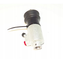 Wyrzeglik suspaudė zetorį