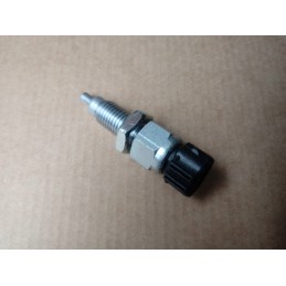 Zetor variklio užvedimo jungiklis 53359923 meistriškumas