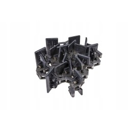 672672 3 liftų grandinė