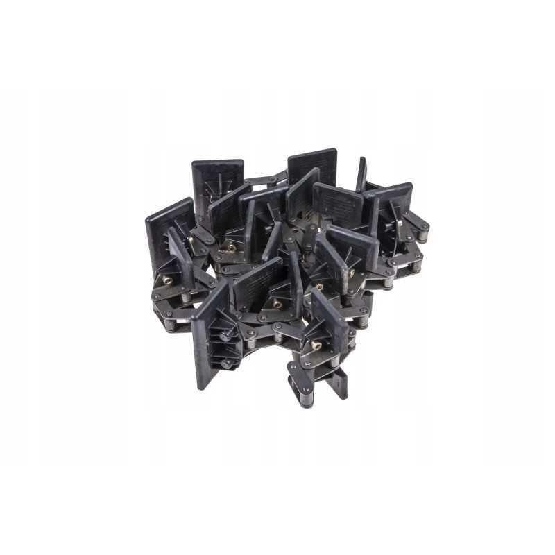 672672 3 liftų grandinė