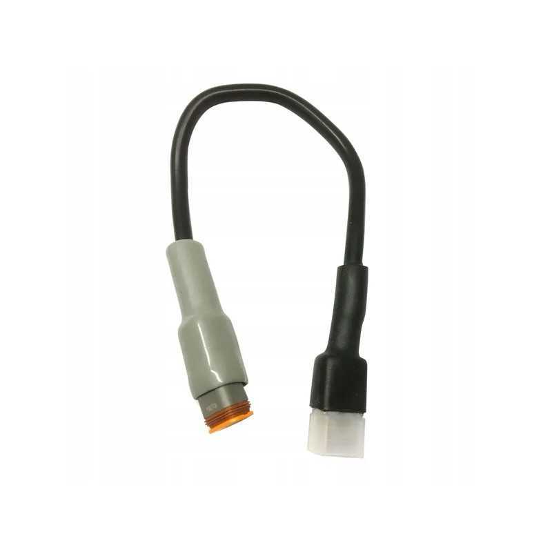 Kabelis jungia deutsch prie stiprintuvo