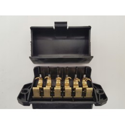 6 kartų saugiklių dėžutė 50180930