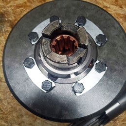 Pilnas diferencialo mechanizmas Ursus C 330