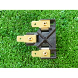 Jungčių blokas priekinių žibintų lemputėms