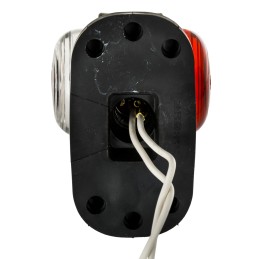 Gabaritinis žibintas jau turi 1 baltą ir raudoną žymeklį