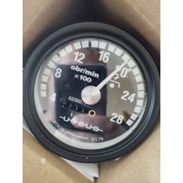 Variklio valandų skaitiklis Ursus C 360 C 330