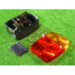 Kombinuotas galinis žibintas 102x121x57mm