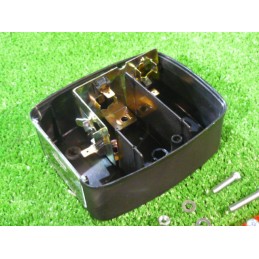 Kombinuotas galinis žibintas 102x121x57mm