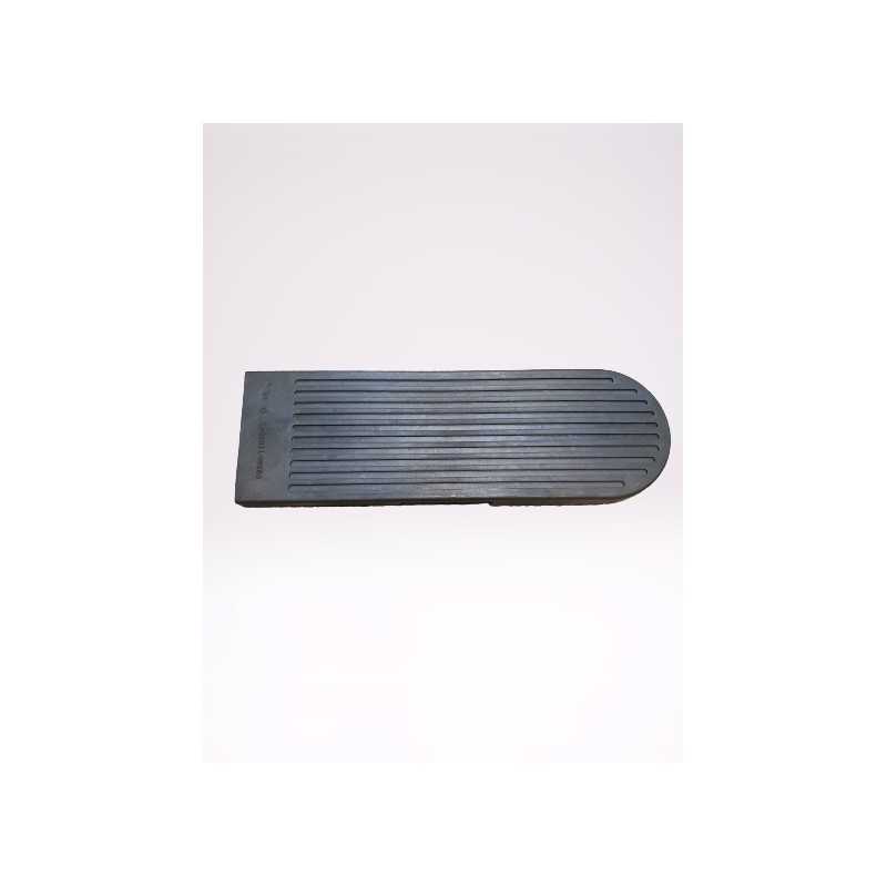 Dujų pedalo dangtis mtz 80 82 pronar a1336001