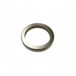 Nedidelis išmetimo vožtuvo lizdas 1 25 c 330 20